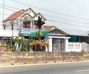 Chủ định cư nước ngoài cần bán nhanh căn nhà tâm huyết nhà 2 tầng kiêng cố mới đẹp  mặt tiền ql1a