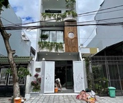 Vị trí đẹp - giá hợp lí