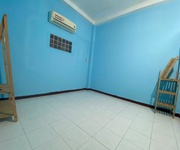 1 Nhà nguyên căn gần Emart và DH Văn Lang dọn vào ở ngay