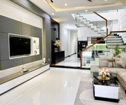 Ngay cụm trường   bệnh viện top q10   53m  - ngang 4.3m - ca phường sát bên   7 tỷ xx chưa từng có