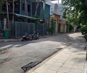 1 Chính chủ cần bán đất đường nguyễn tự tân, phường trần phú -tp .quảng  ngãi- tỉnh quảng ngãi