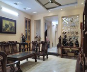 Mặt phố - nhà dân xây - mặt tiền rộng nhất phố - kinh doanh tốt - ô chờ thang máy - khu vực đông