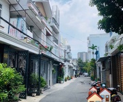 Nhà riêng 4 tầng   dt: 5m x 13m 65m2    đường số 10   lý phục man   bình thuận - quận 7   nhỉnh 11
