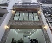 Toà văn phòng kết hợp nhà ở đỉnh cao cầu giấy - gara 2 ô tô - 10m ra phố - kinh doanh - ngõ thông -