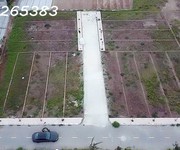 Chính chủ cần bán gấp 99m2 sở hữu mặt tiền rộng đường thông thoáng ô to tránh nhau