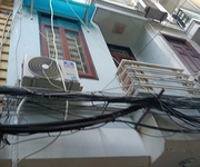 Độc nhất vô nhị quốc tử giám 26m, 4 tầng, mặt tiền 3.4m, 6.9 tỷ đống đa.
