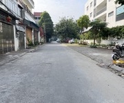 Cần bán 52m2 đất tổ 8 Thạch Bàn, đường ô tô tránh, đối diện trường học, sân chơi