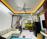 Bán Gấp Nhà Phố Nguyễn Văn Cừ, Bồ Đề, Long Biên, 30m2, 5 Tầng, 3 ngủ, full đồ, Ô Tô,