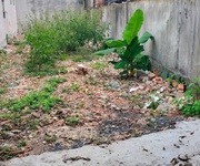 2 Bán đất mặt tiền giá rẻ Hóc Môn