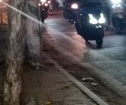 Siêu mỹ phẩm nhà đep ngay chợ thủ đức - full nội ất chỉ 2,95 tỷ.