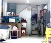 Bán nhà 3 tầng tp thủ đức,đường xe hơi,sổ hồng riêng,giá rẻ. lô góc