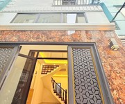 nhà đẹp full nội thất   gần nhiều trường đại học