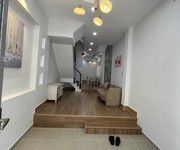 Nhà đẹp 3 tầng nguyễn tri phương, q10   dt 41m , hẻm 7m