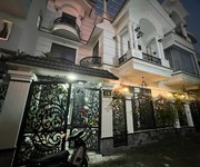 Căn hộ mặt phố trương công định - phú trinh, phan thiết: 100m2, 3 tầng, 3 pn, giá 8.2 tỷ - sổ hồng
