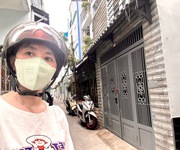 Nhà bán 4 tầng đường đoàn văn bơ- cách vài căn ra mặt tiền vĩnh khánh phố ẩm thực thông ra hoàng