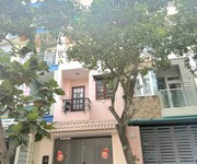 Nhà 4 tầng hẻm kd 69 nguyễn gia trí  d2 , p 25, q bình thạnh
