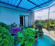 Nhà đẹp lô góc xung quanh cây xanh mát mẻ gần mé sông 80M2 - Giá hơn 4 tỷ