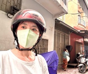 Nhà mặt phố thiết kế đẹp  khu an ninh gần chợ ,siêu thị , trường đại học- thông từ hoàng diệu ra