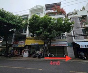 Nhà 3 tầng 1 tum mặt tiền  đường hồng bàng vị trí đắt địa tttp nha trang