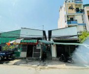 Dãy nhà trọ cấp 4 dt 13.68 x40m hẻm 793/50 khu kiều đàm phường tân hưng Q7