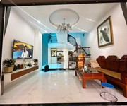 Hẻm xe hơi   gần công viên, cạnh đh huflit q10 - khu cán bộ an ninh   sổ a4 đẹp