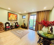 Bán nhà lạc long quân, ôtô đỗ cửa, gần vườn hoa, dân xây chất, 52m2 nhỉnh 13 tỷ
