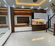 Tài chính hơn 9.8 tỷ mà tậu được căn nhà mặt ngõ to, vài bước chân ra mặt hồ tây,  em hà có căn này