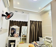nhà btct hẻm thông   giá chỉ 5.7 tỷ   phường 4, quận 8  giảm sốc 800 triệu   chỉ còn 5.7 tỷ