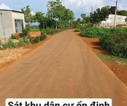 1 Chính chủ gửi bán 3 lô đất liền kề   mặt tiền bê tông liên xã quảng hiệp - eahding, cư  m ga, đăk