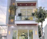 Cần Bán Nhanh Nhà 1 Trệt 2 Lầu Thủ Dầu Một   Gần Trung Tâm, Giá Rẻ