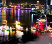 - bán đất tặng nhà 6 tầng, biển mỹ khê, hiện đang có 18 phòng cho thuê thu nhập 90tr/tháng.