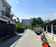 Nhà cấp 4 100m  2pn hẻm ô tô kế vinhomes nguyễn xiển   3.25 tỷ