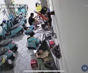 Cần sang lại quán cf trạm sạc xe điện 1017/9a lạc long quân, p11, tân bình.