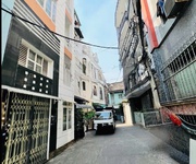 Hxt chợ phạm văn hai   nhà 5 tầng   gần chợ phạm văn hai   nhỉnh 6 tỷ.