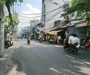 Nhà mt đường tôn đản phường 10 quận 4.