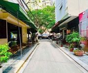 Trần quý kiên, phân lô, vỉa hè kinh doanh sầm uất, thoáng trước sau, mua là lãi