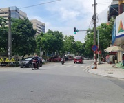 Bán nhà 3 tầng phố Tôn Thất Tùng, Liên Bảo, Vĩnh Yên, Vĩnh Phúc. Giá chỉ 11 tỷ