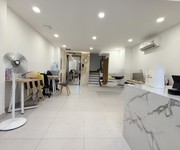 Bán nhà mặt tiền trung tâm quận 1, 66m2  4.5x15  5 tầng, dòng tiền 90tr/tháng. hiện 26 tỷ