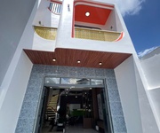 Nhà 2 mặt tiền