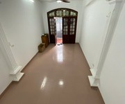 Bán nhà nguyễn văn cừ   62m    3 tầng   giá chỉ 9.5 tỷ
