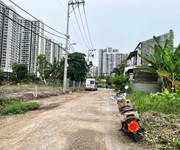 Lô đất 54m  đường số 27, long thạnh mỹ   đối diện vinhomes, shr, chỉ 3.3 tỷ