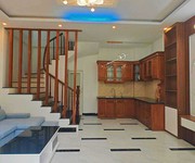 Vĩnh hưng, lĩnh nam, nhà 5 tầng, 3 ngủ, 1 bước ra phố, chỉ hơn 5 tỷ