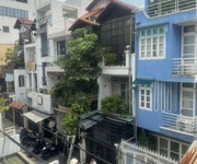 Nhỉnh 8 tỷ   có ngay nhà 5 tầng, khu cư xá tự do, cmt8, tb  hẻm 8m xe hơi tránh