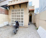 Bán nhà hxh cách mạng tháng tám - ngay cv lê thị riêng, 5,5x25m, 2 tầng cũ, 16,5 tỷ.