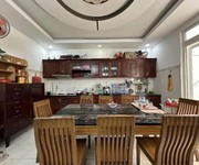 Chủ định cư cần bán gấp, hxt huỳnh văn bánh, 76m2, 3.5 tầng kiên cố