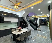 8 ĐẤT VÀNG NHÀ MT Nguyễn Kim Công, TP Tân An, Chính chủ bán nhà. Giá 2 tỷ 5