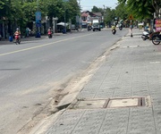 Bán gấp nhà 125m2 ngay chợ-đường nhựa 5m-sổ hồng riêng.