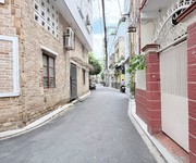 Gấp - PHÚ NHUẬN - Hồ Biểu Chánh 80m2, kết cấu BTCT - Để ở quá sướng.