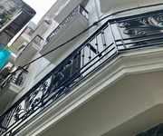 TÒA CCMN 6 tầng thang máy Đội Cấn ngay đoạn ngã tư Văn Cao, Liễu Giai   Lô góc - 13 phòng khép kín -