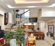 Nhà góc 3 mặt kiệt ô tô, sát mt lê đình lý, 50m2, 4.5 tầng cực xịn hiện đại, 5.x tỷ